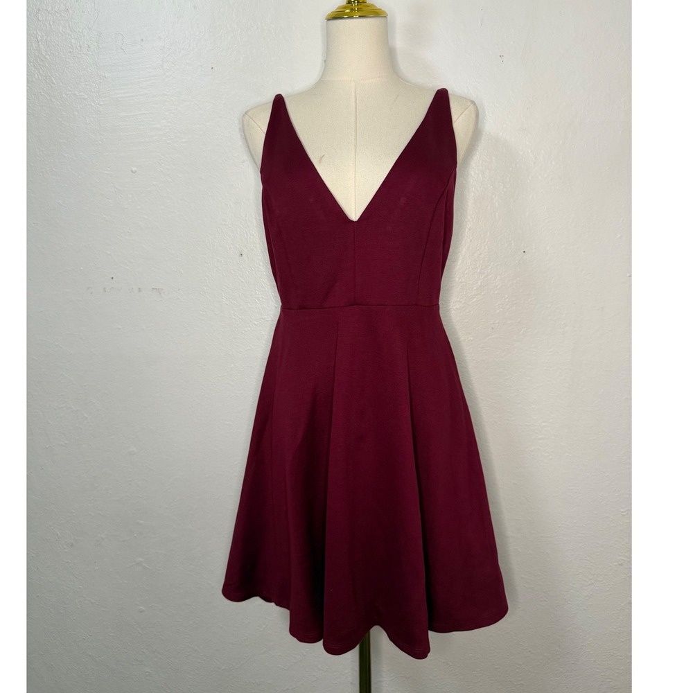 Joe & Elleโ Women's Large A-Line Mini Dress Burgundy V-Neck Cocktail Chic NEW